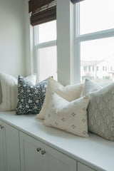 ANVI WHITE ON NATURAL LINEN PILLOW COVER - Krinto.com