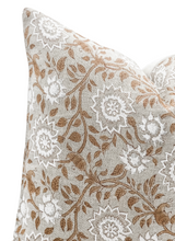 POINSETTIA IN CHALK/BEIGE PILLOW COVER - Krinto.com