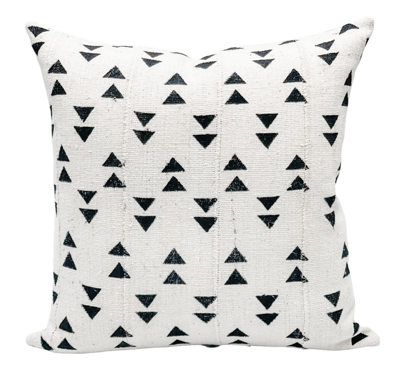 Black Triangles on White Mudcloth Pillow Cover - Krinto.com